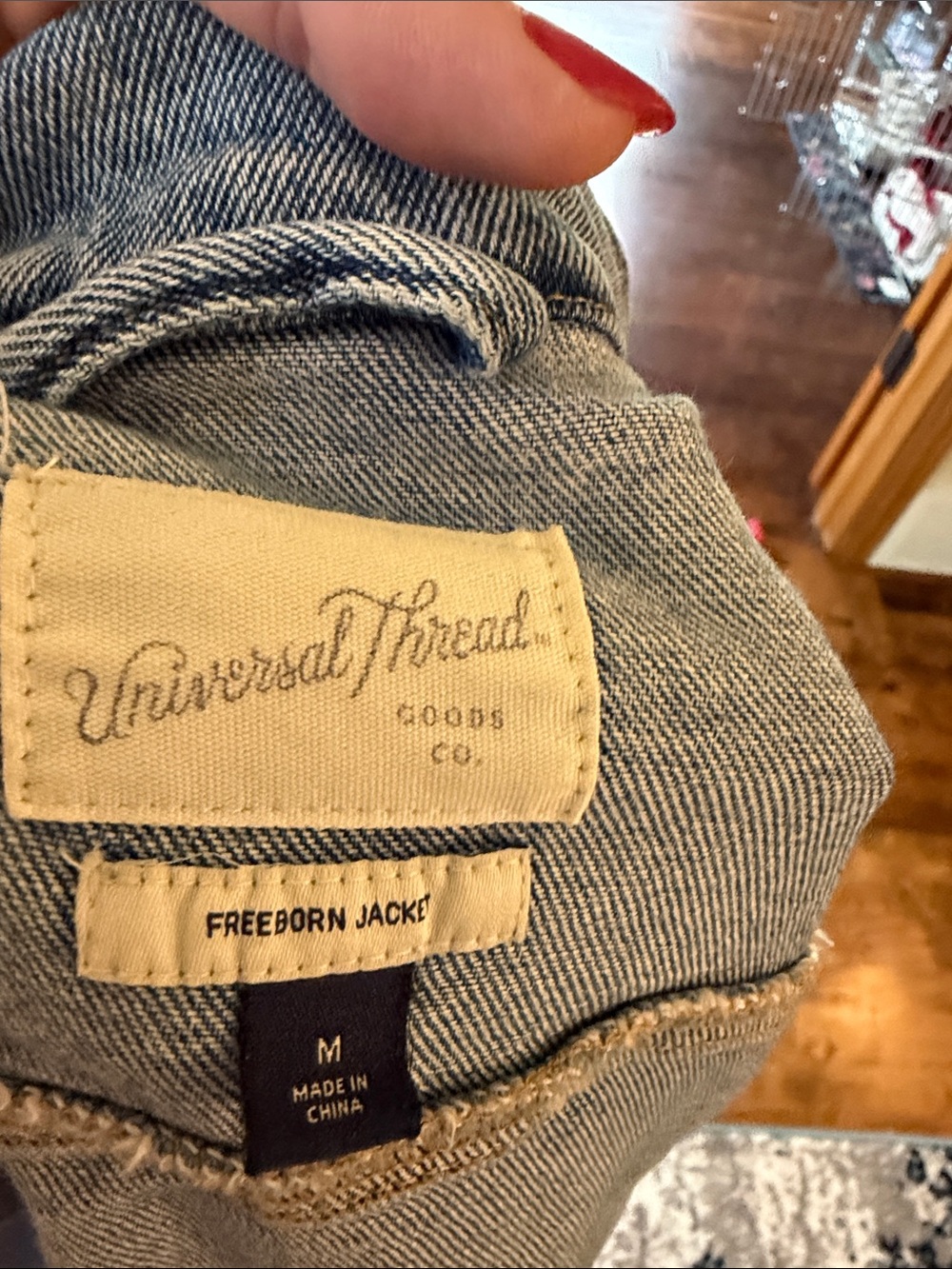 Universal Thread Light Blue Denim Trucker Jacket - Picture 2 of 3